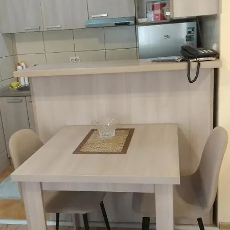 Daire Relax 2 Besplatan Parking *