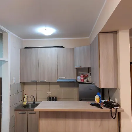 Relax 2 Besplatan Parking